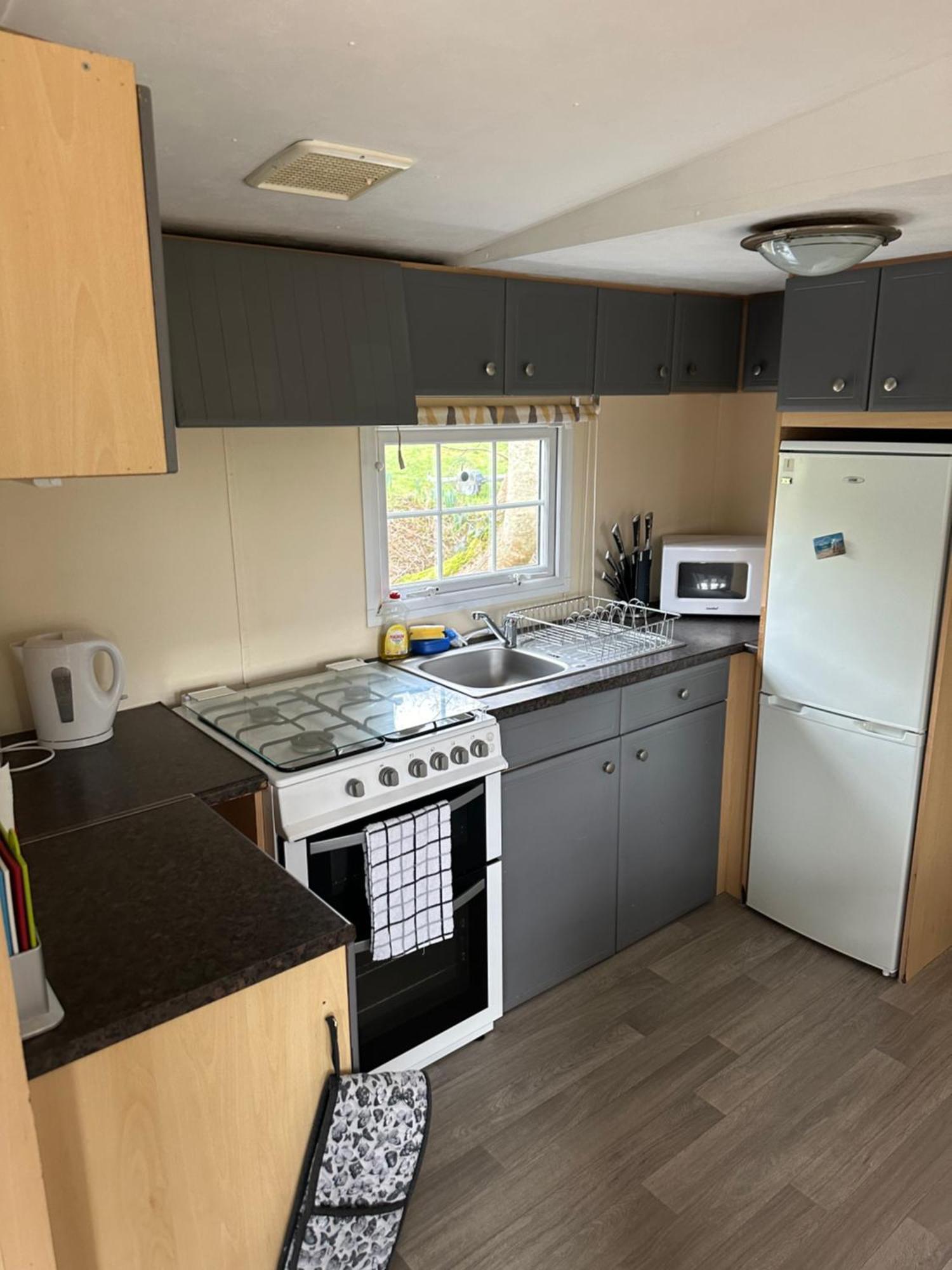 Static Mobile Home Set In Our 20 Acres Of Farmland Horspath Esterno foto